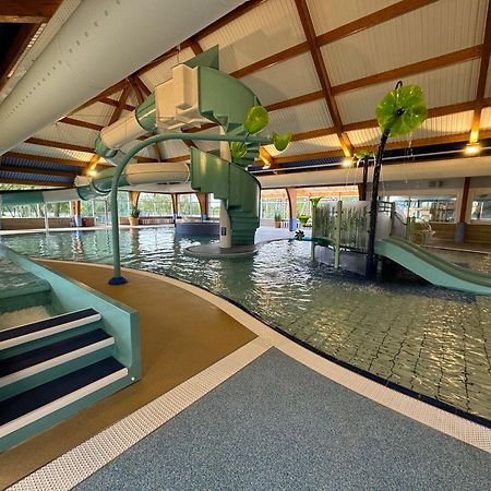 Mallard Corner, Cosy Cotswold Lakeview Lodge South Cerney Exterior foto